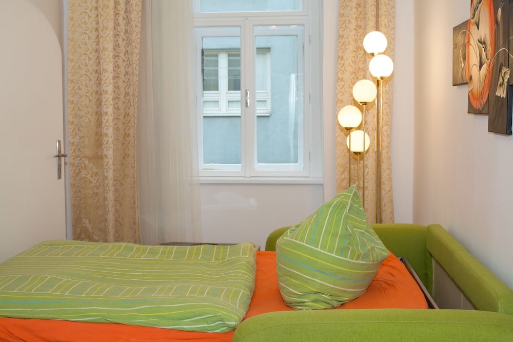 Фото Marthas Veranda Apartment