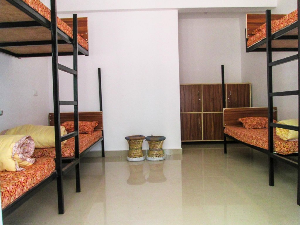 Фото Hipostel Bir - Hostel