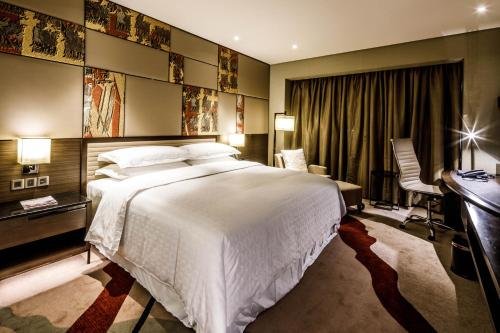 Фото Sheraton Grand Bengaluru Whitefield