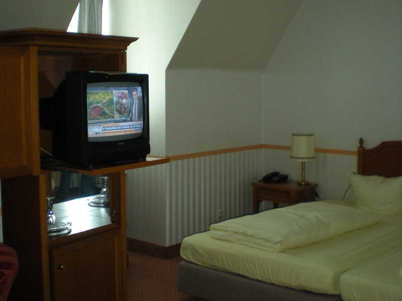 Фото Hotel Rheinischer Hof