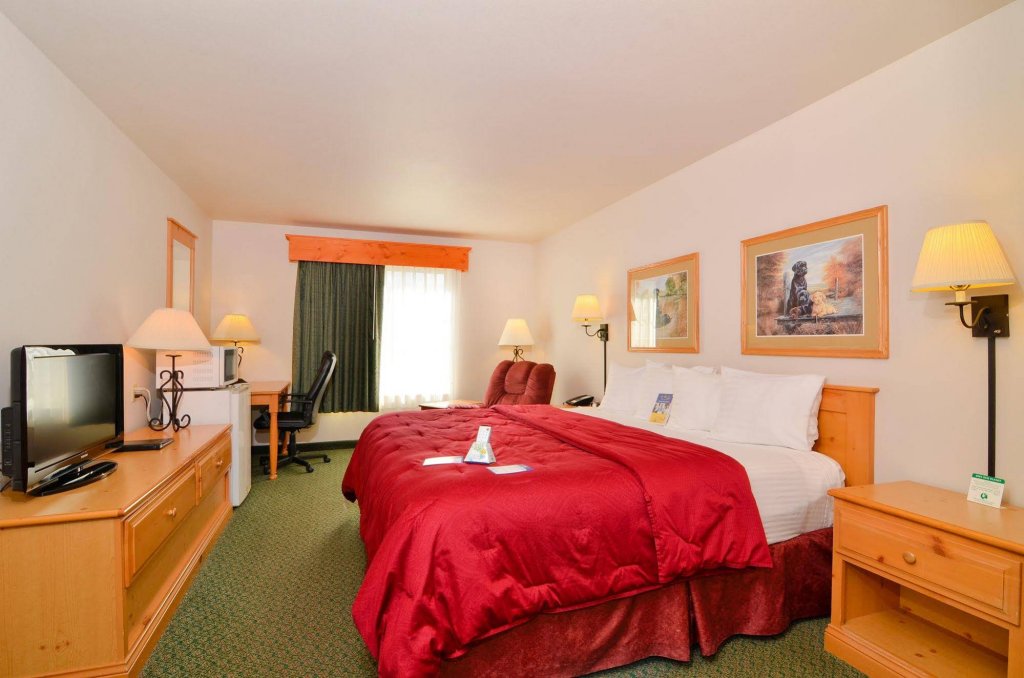 Фото Best Western Yellowstone Crossing