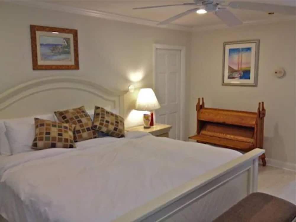 Фото Kenny's Tipperary Inn