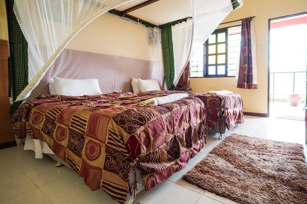 Фото Highview Hotel