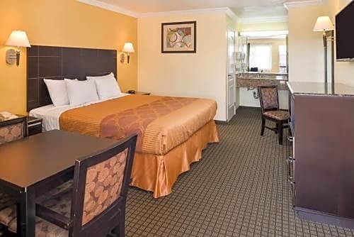Фото Americas Best Value Inn Rialto
