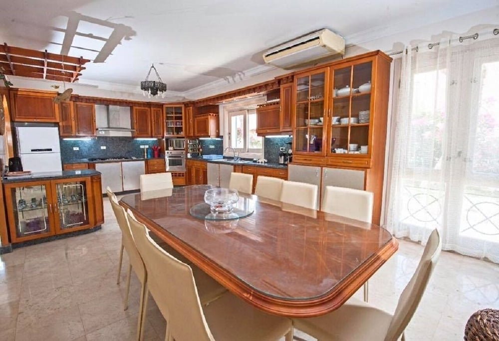 Фото Spacious Hill Villa Near Beach for Rent in El Gouna Egypt