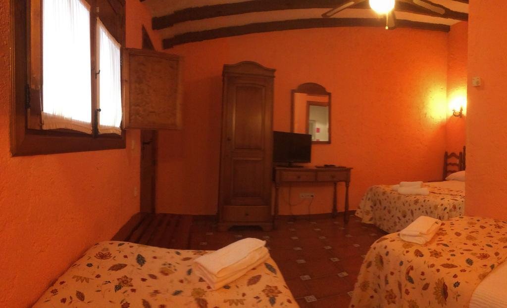 Фото Hermanos Macías Hotel