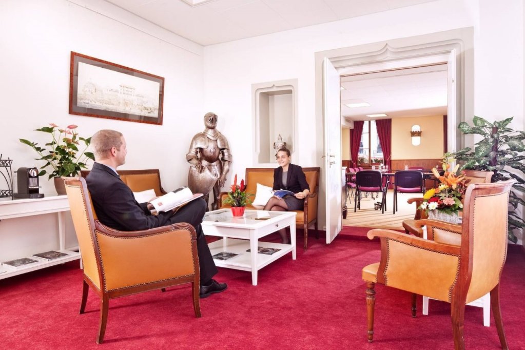 Фото Hôtel de la Couronne