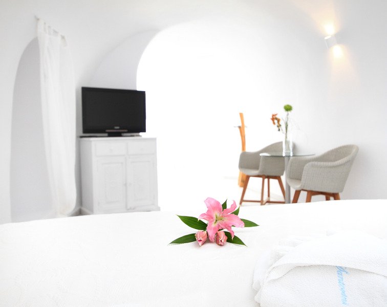 Фото Allure Breeze Suites