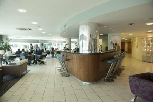 Внешний вид отеля Captains Club Hotel в Крайстчерче, фото 1