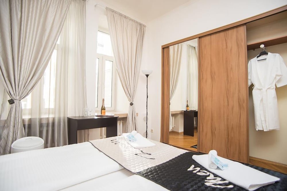 Фото Guest Room Сад 3