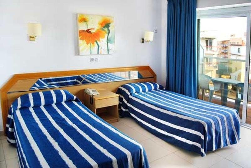 Фото Esplai Hotel