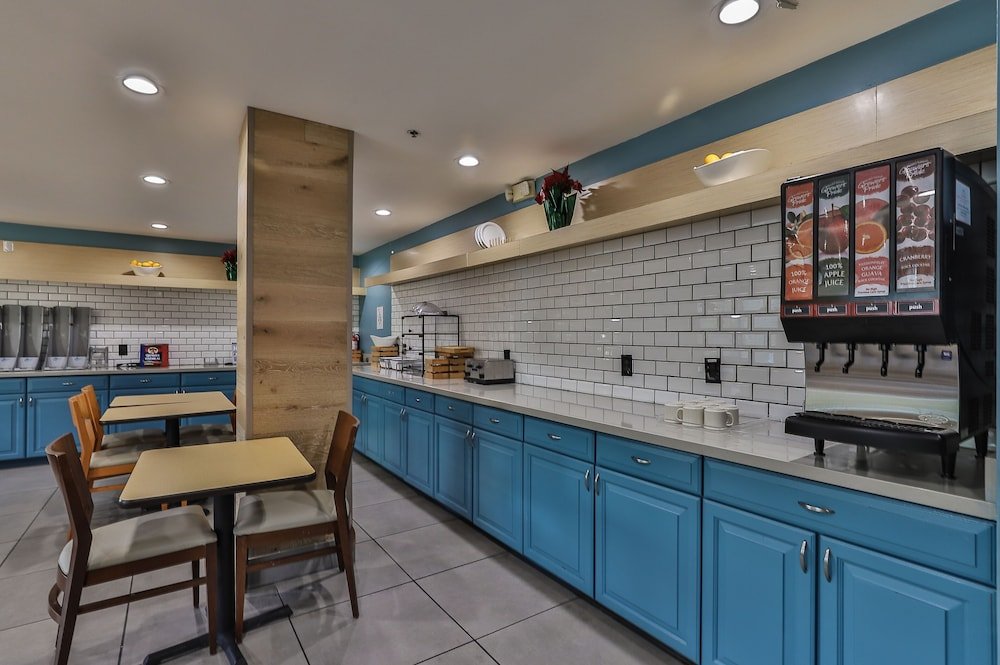 Фото Country Inn & Suites by Radisson, Chandler, Az