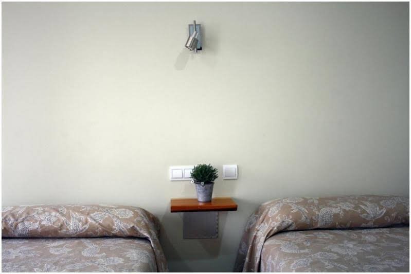 Фото Hostal Madrid