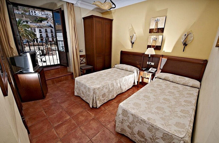 Фото Hotel Coso Viejo