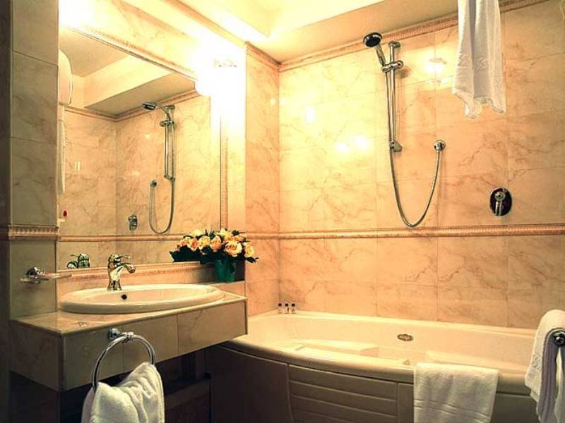 Фото Luxury Rooms H 2000 Roma