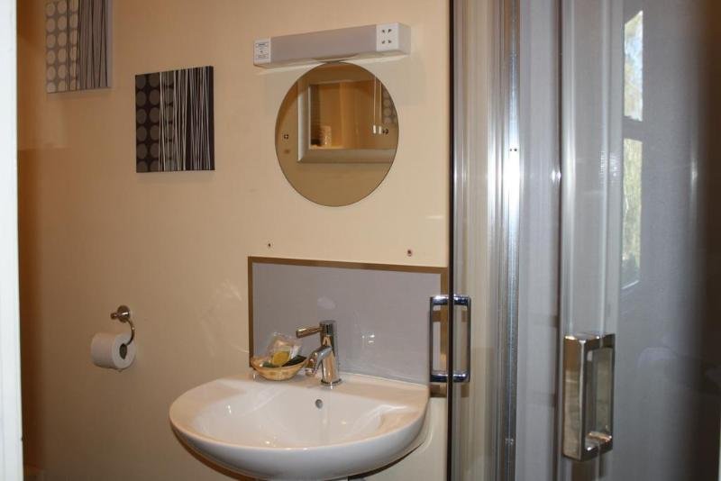 Фото Holgate Bridge