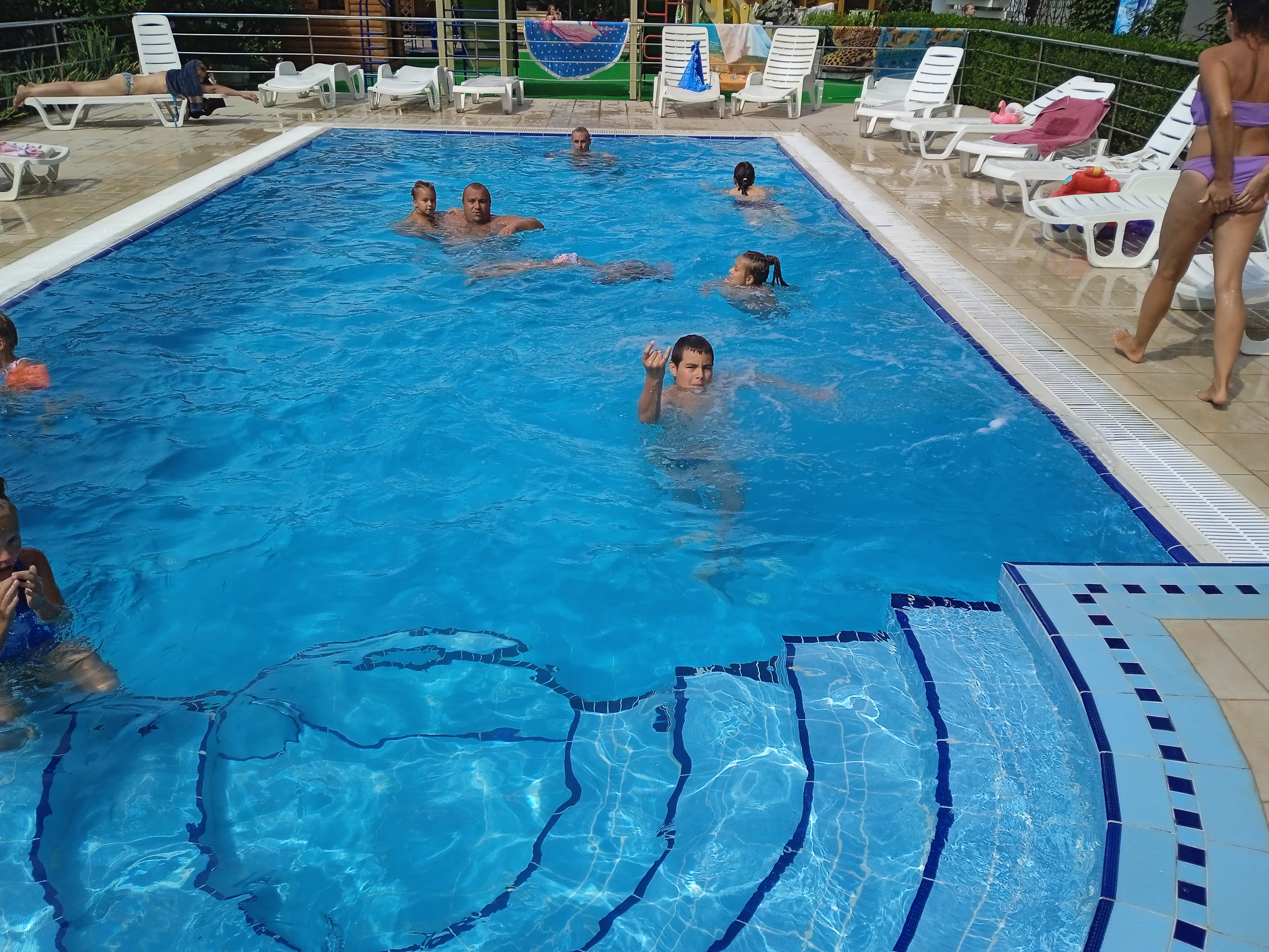 Фото отеля 2