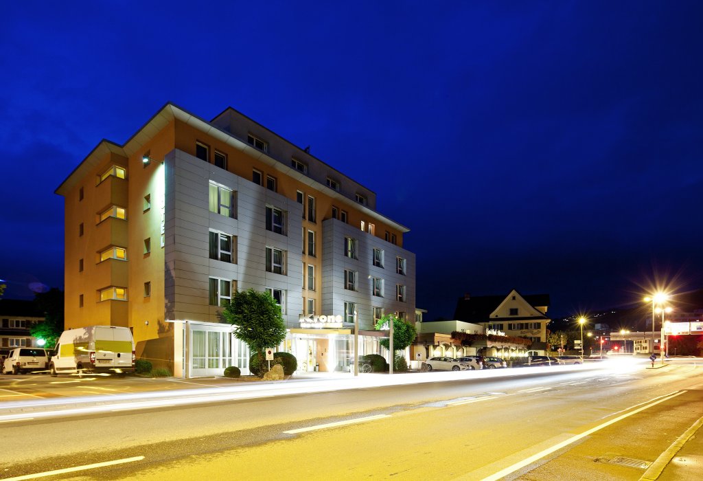 Фото отеля 1