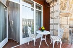 Kreschatyk, Center -balcony View (улица Крещатик, 13), short-term housing rental