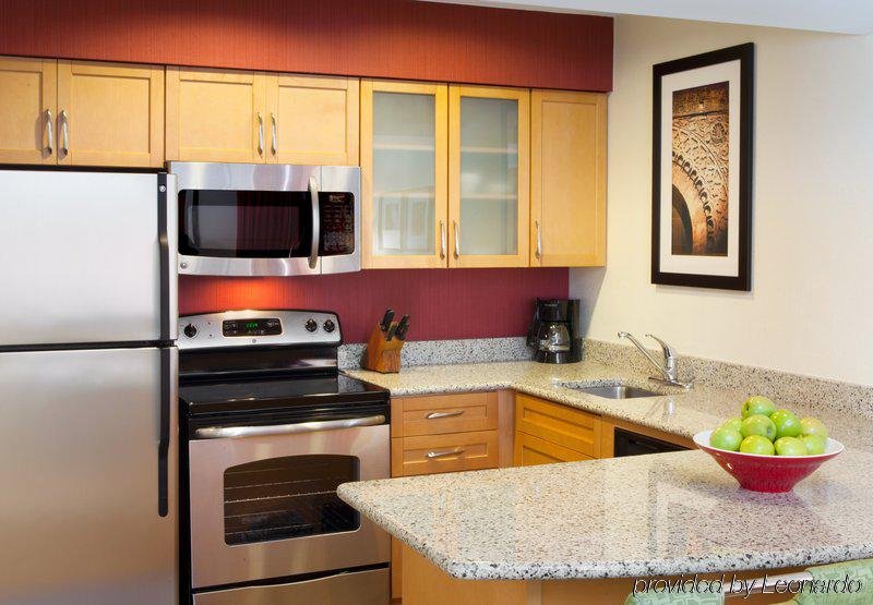 Фото Residence Inn by Marriott Atlanta Airport North/Virginia Ave