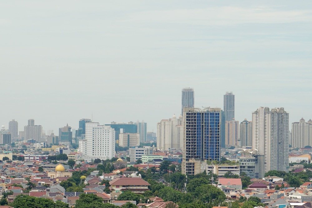 Фото Green Pramuka City