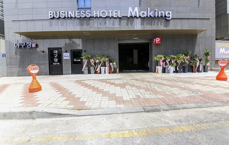 Гостиница Gwangju Sangmujigu Hotel Making в Кванджу