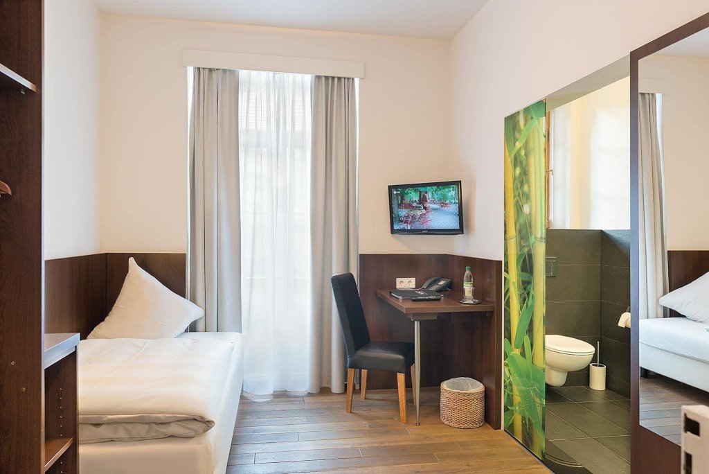 Фото Hotel Deutsche Eiche