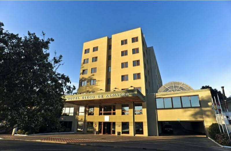 Гостиница Diego De Almagro Valdivia Hotel в Вальдивии