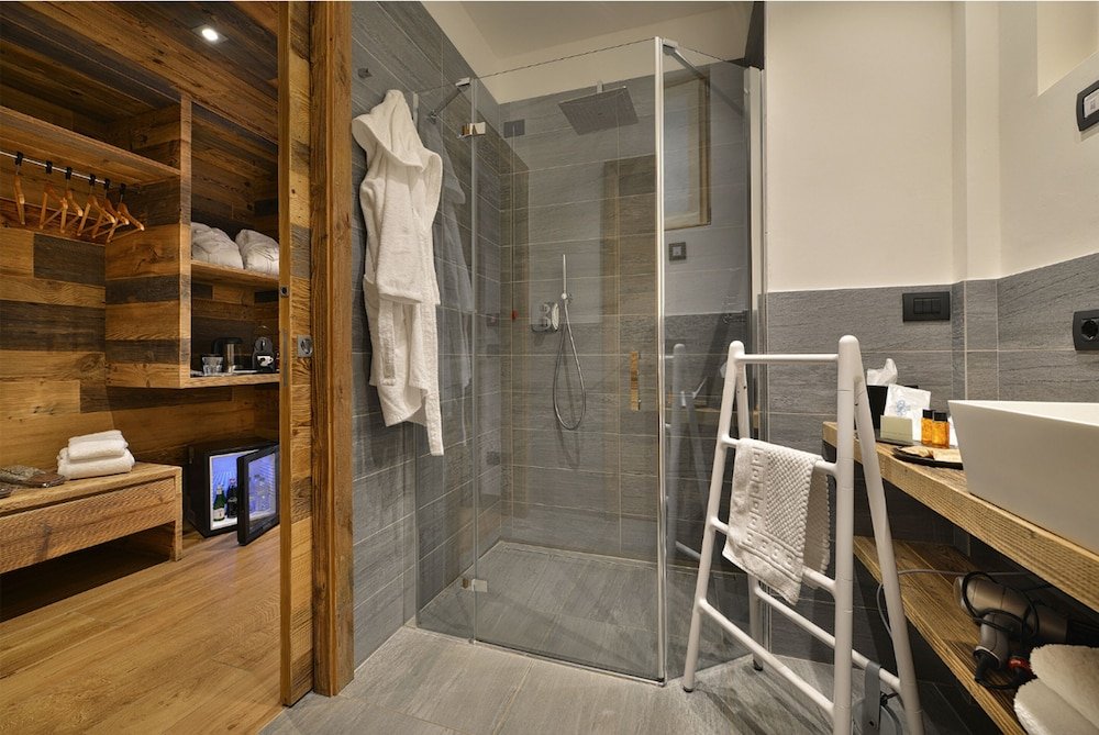 Фото Hotel Piccolo Tibet