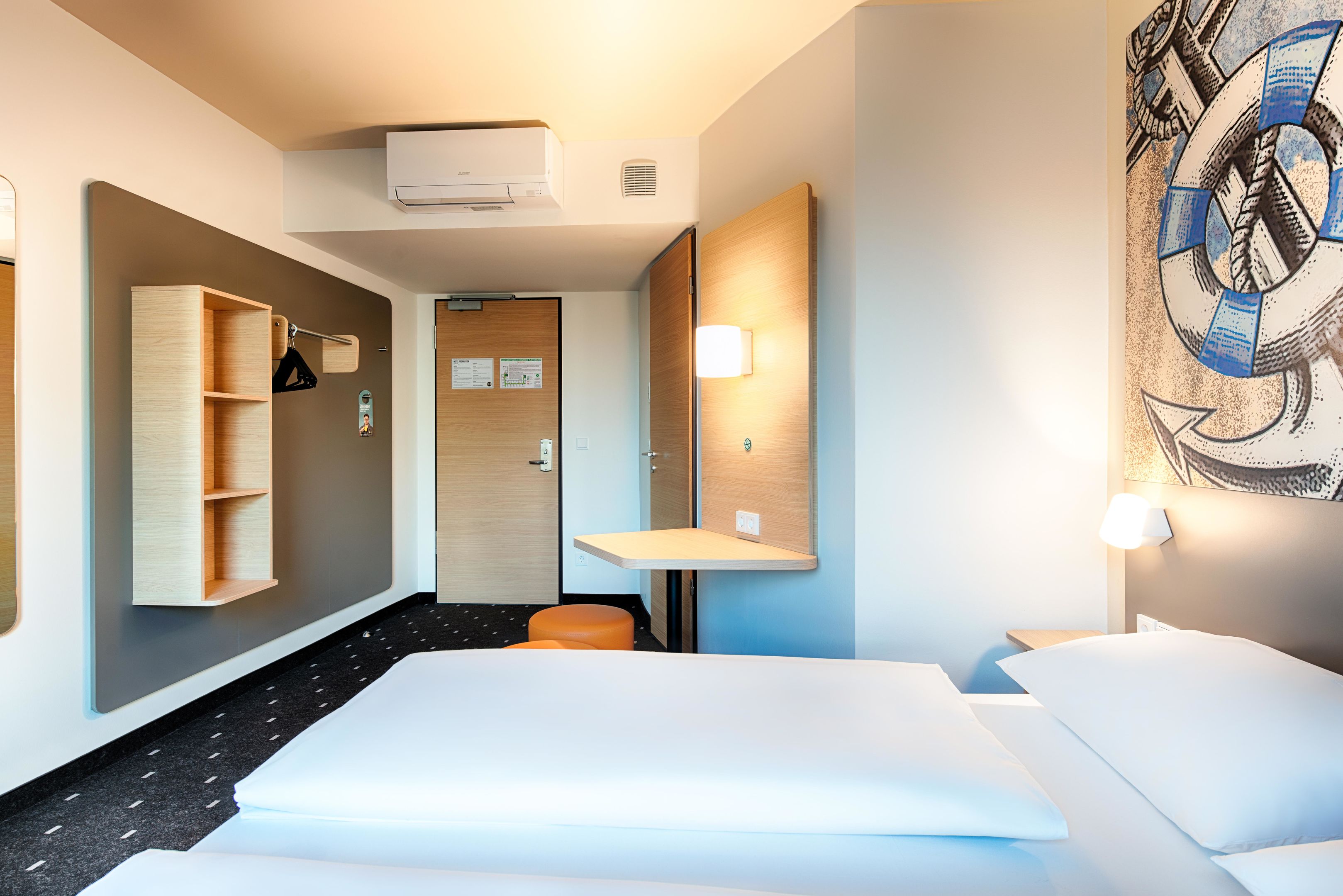 Фото B&b Hotel Emden