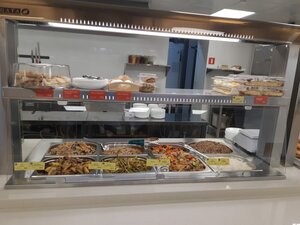 8 Minute (Partizanskiy Avenue, 26), canteen