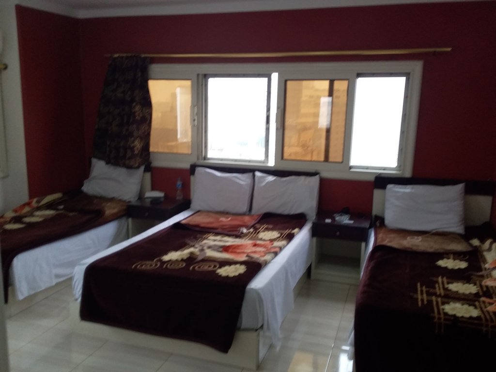 Фото Isis Hostel 2