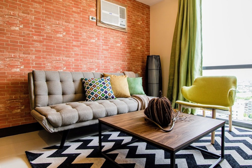 Фото Viceroy 3 Mckinley Hill Bgc