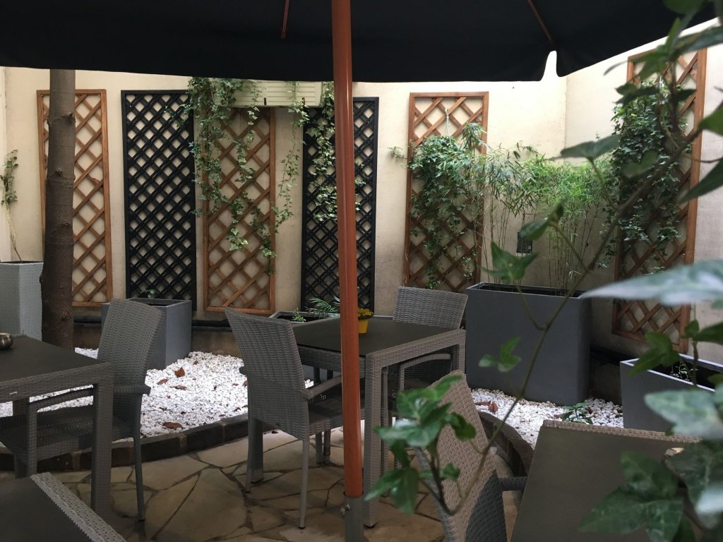 Фото Hôtel de l'Espérance