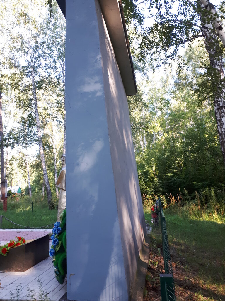 Памятник, мемориал Монумент Скорбящая мать, Новосибирская область, фото