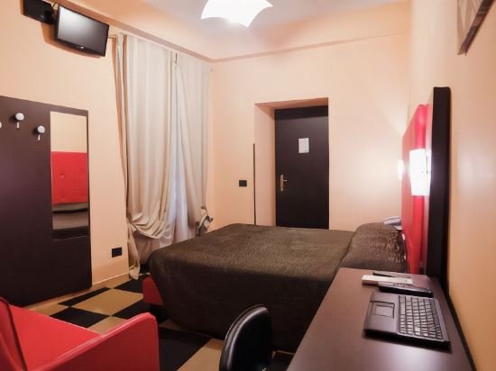 Фото Sakura Inn Sanremo