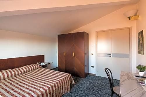 Фото Hotel Centrale