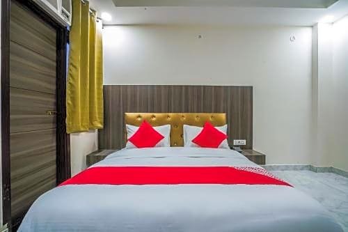 Фото Oyo 23299 Hotel Royal Orbit
