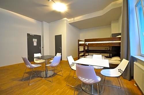 Фото Five Elements Hostel Leipzig