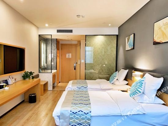 Фото Holiday Inn Express Jinan Exhibition Center