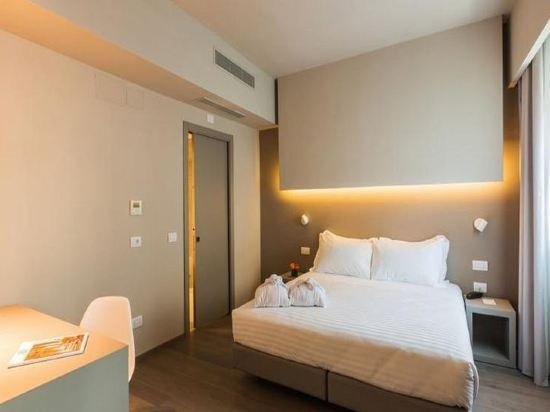 Фото Glance Hotel In Florence