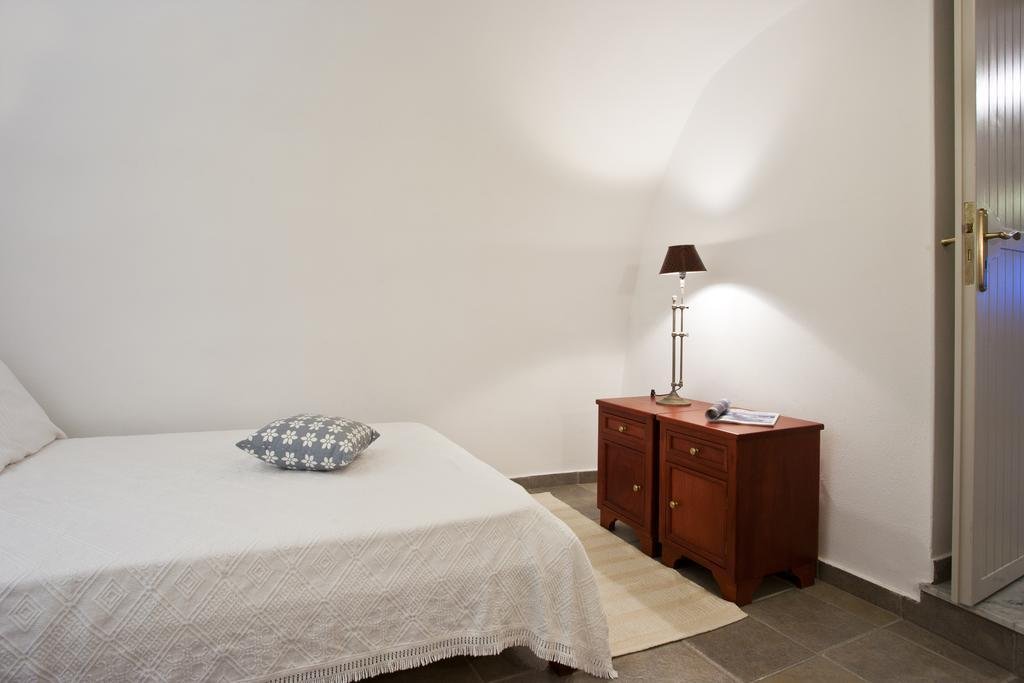 Фото Semeli Cave House