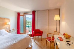 Residence La Pinede (Occitanie, Haute-Garonne, Arrondissement de Toulouse, Lapeyrouse-Fossat, Rue Picot de Lapeyrouse, 2), hotel