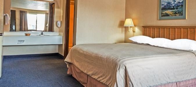 Фото Travelodge by Wyndham Pioneer Villa