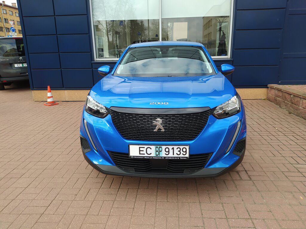 Car dealership Peugeot, Minsk, photo