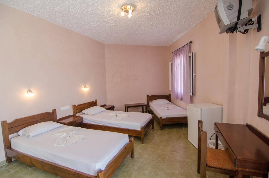 Фото George & Irene Hotel