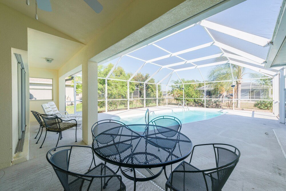 Фото 2305 Sw 19th Home 3 Bedrooms 2 Bathrooms Home