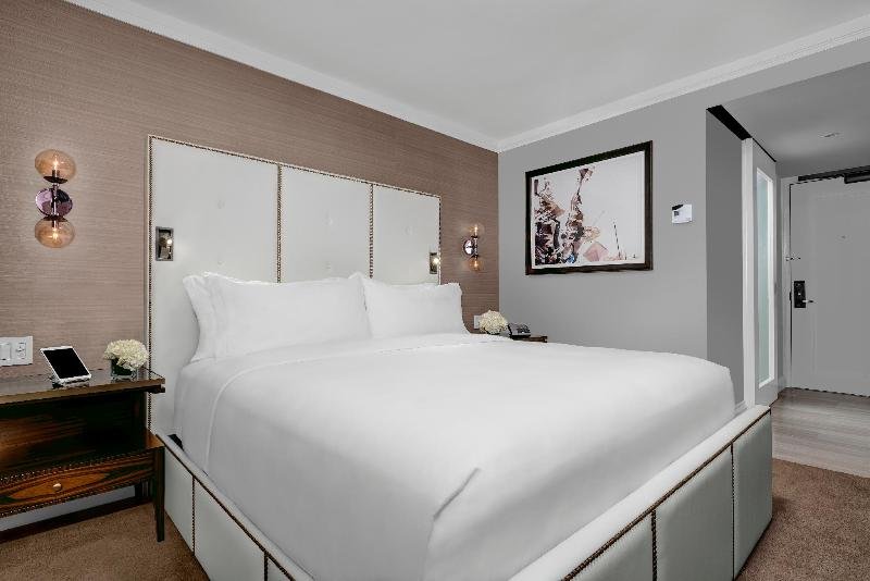 Фото The Manhattan at Times Square Hotel