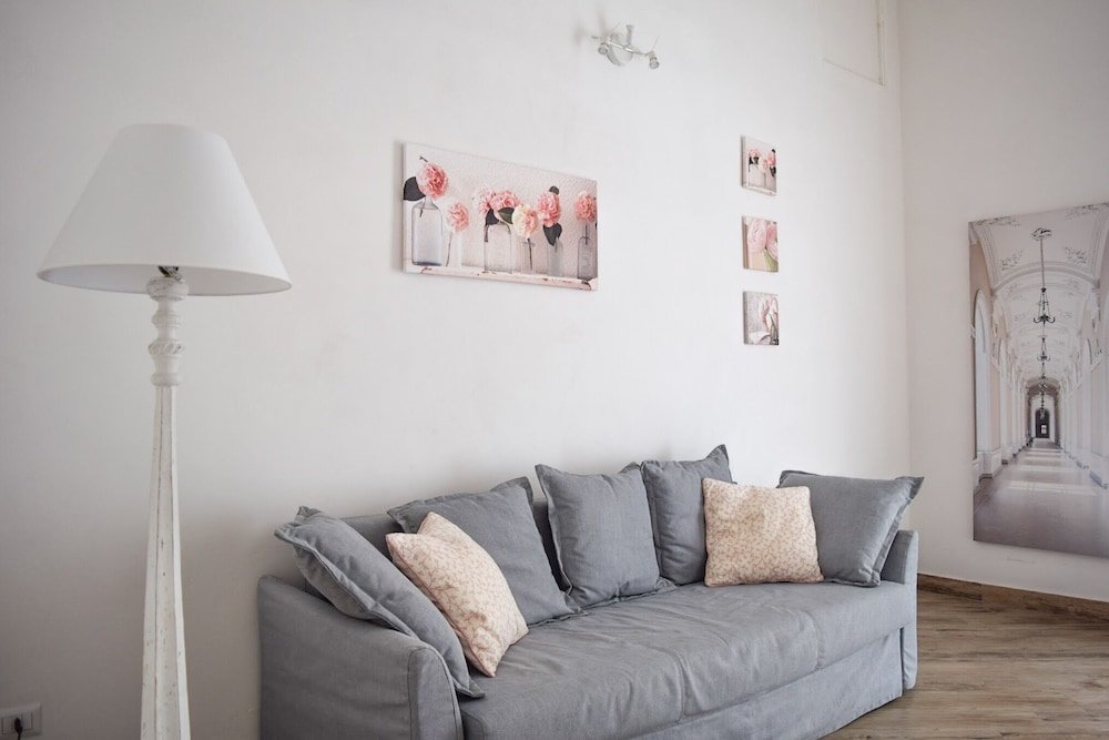 Фото Neapolis Apartments