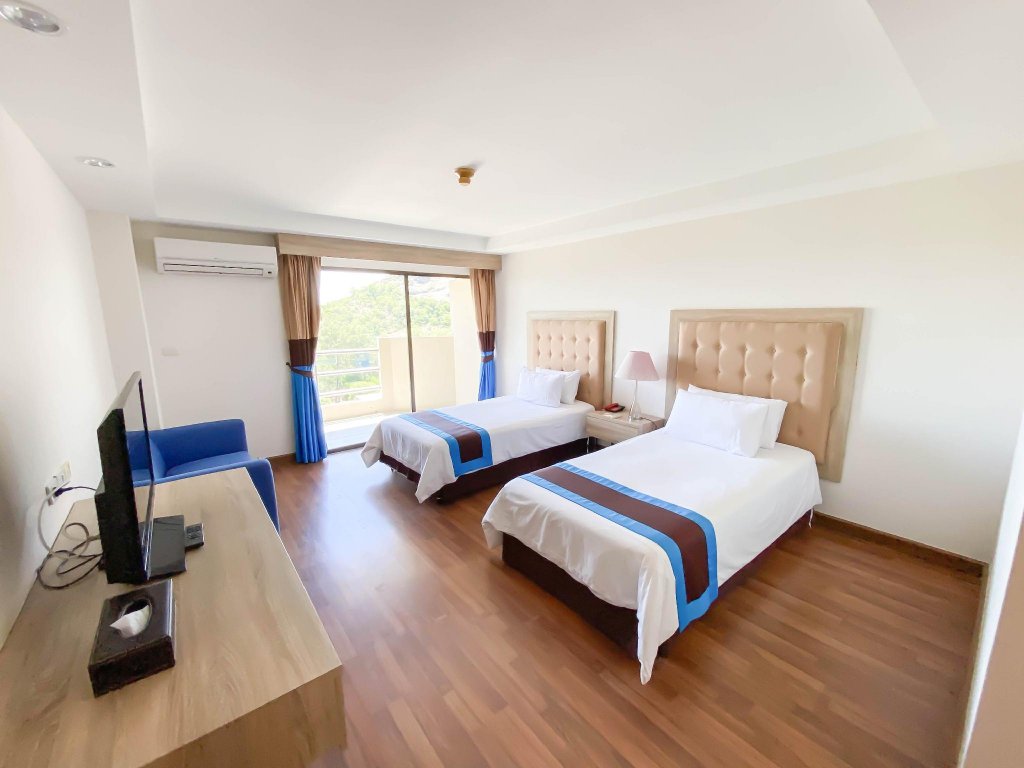 Фото Blue Wave Hotel Hua Hin